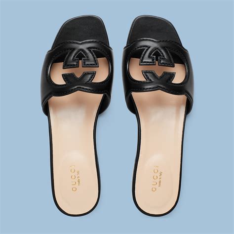 gucci interlocking g slide sandal.